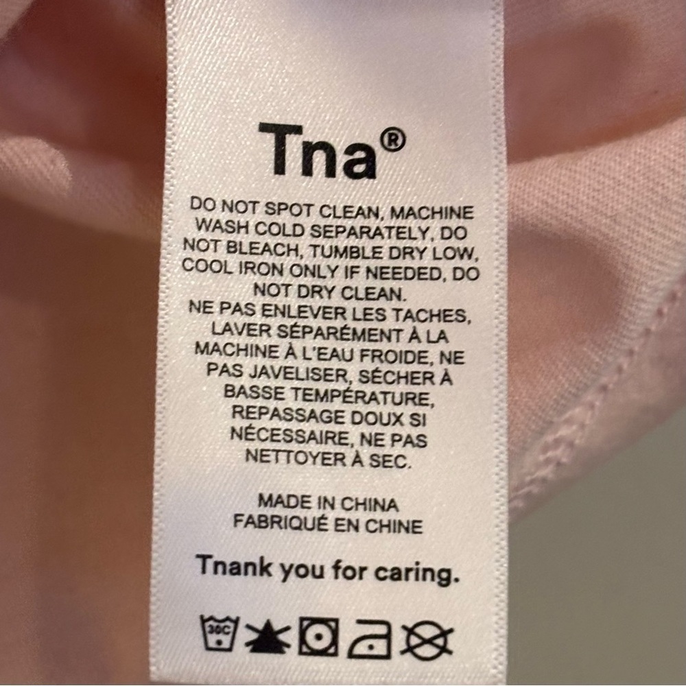 TNA| Aritzia| Light Pink Short Sleeve Cropped Tee Shirt Sz 2XS - Picture 5 of 5